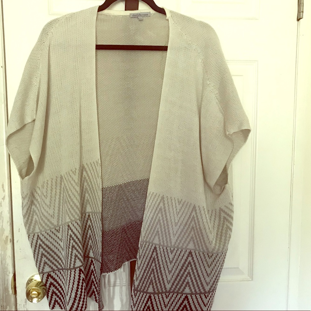 Gray cardigan with tassels